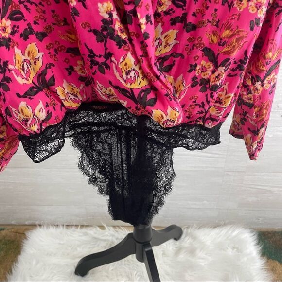 Intimately Free People Elsa Floral Plunge Lace Bodysuit - Picture 6 of 7